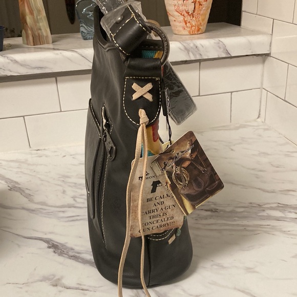 Beautiful Multicolored Southwest Concealed-Carry Shoulder Bag - Picture 5 of 7